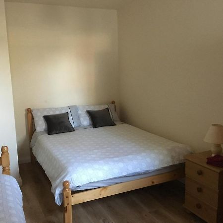 Double Rooms & Twin Rooms Rahoon Galway Esterno foto