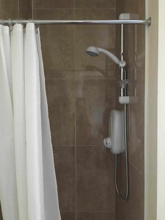Double Rooms & Twin Rooms Rahoon Galway Esterno foto