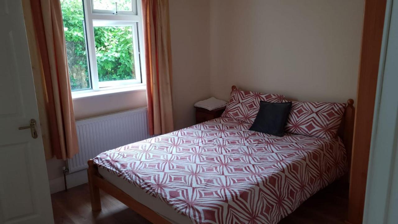 Double Rooms & Twin Rooms Rahoon Galway Esterno foto