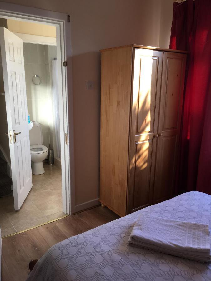 Double Rooms & Twin Rooms Rahoon Galway Esterno foto