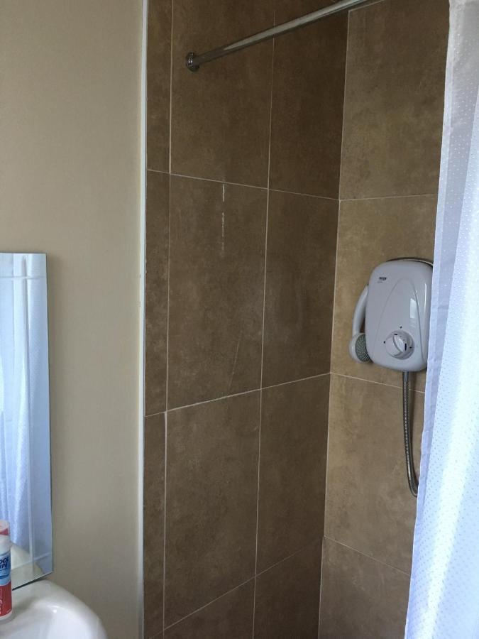 Double Rooms & Twin Rooms Rahoon Galway Esterno foto