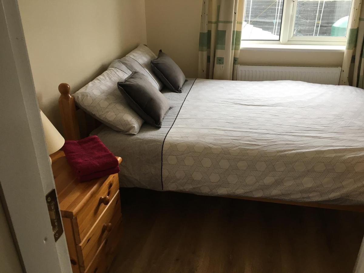 Double Rooms & Twin Rooms Rahoon Galway Esterno foto