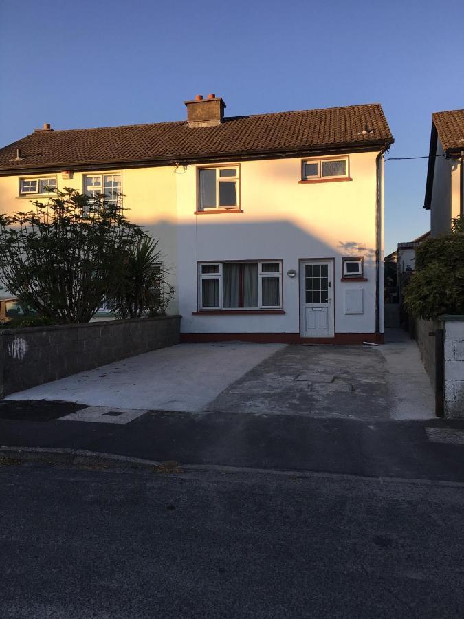Double Rooms & Twin Rooms Rahoon Galway Esterno foto