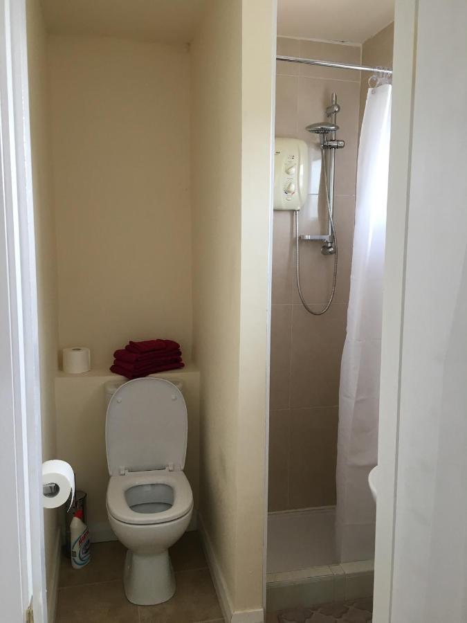 Double Rooms & Twin Rooms Rahoon Galway Esterno foto